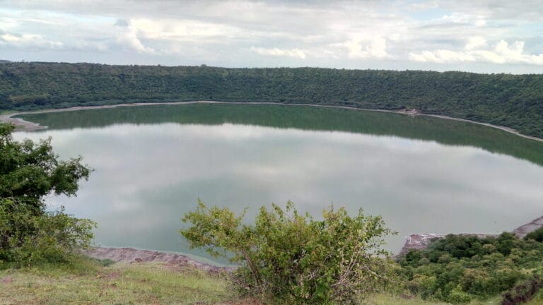 Lonar Lake: India's Only Meteorite Impact Crater Lake - featured image for UPSC preparation