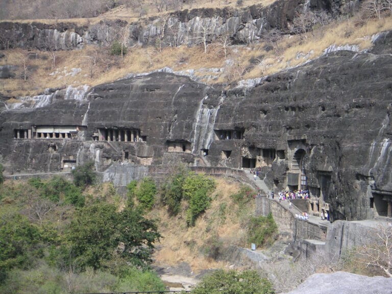 Mural Painting in India: Ajanta, Kerala, Rock-Cut & UPSC Guide - featured image for UPSC preparation