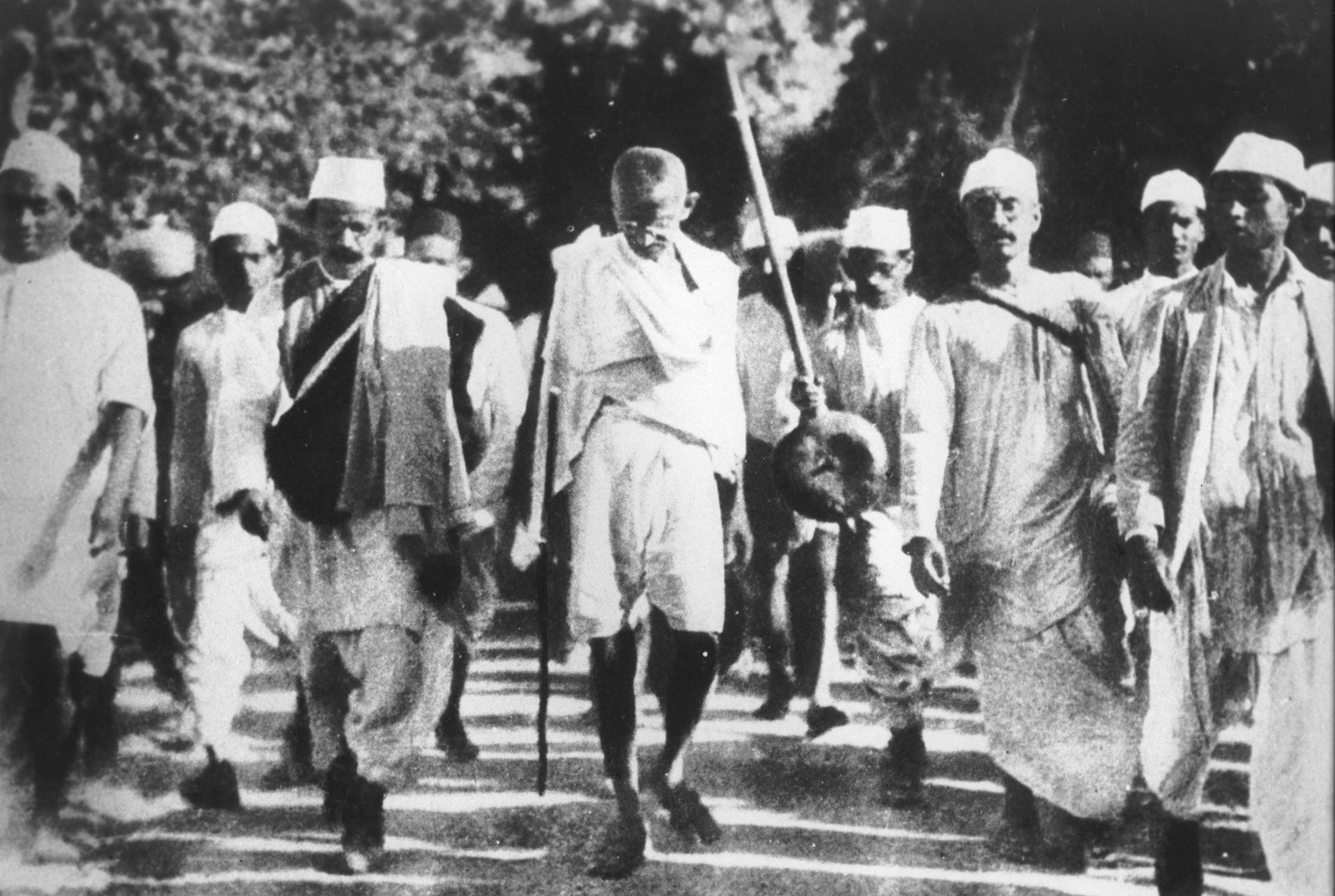 महात्मा गांधी नमक सत्याग्रह (दांडी मार्च) के दौरान, 1930