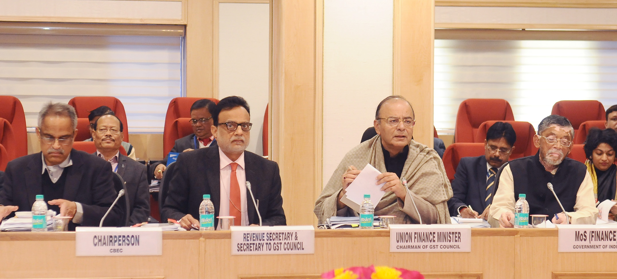 नई दिल्ली में GST काउंसिल की बैठक की अध्यक्षता करते तत्कालीन केंद्रीय वित्त मंत्री अरुण जेटली