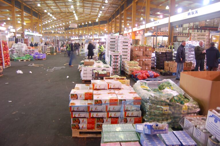 Wholesale price — Wikimedia Commons