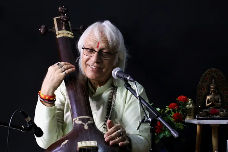 A tanpura and tabla set for a classical recital
