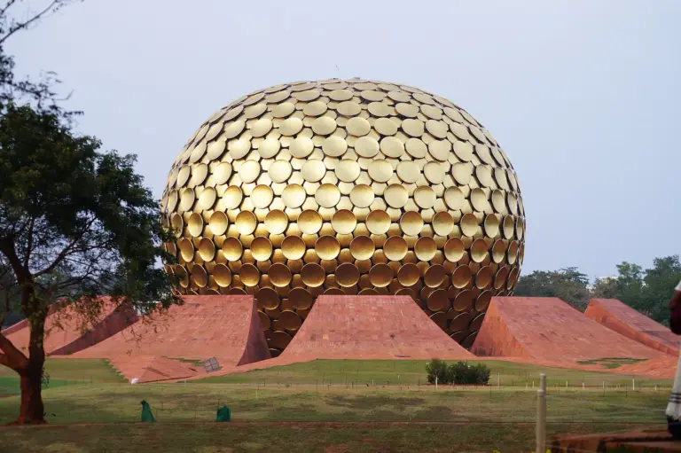 The golden sphere of the Matrimandir at the centre of Auroville. Photo: Kpsudeep, CC BY-SA 4.0, via Wikimedia Commons.